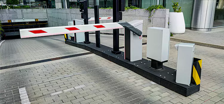 Custom Gate Design & Integration Monterey